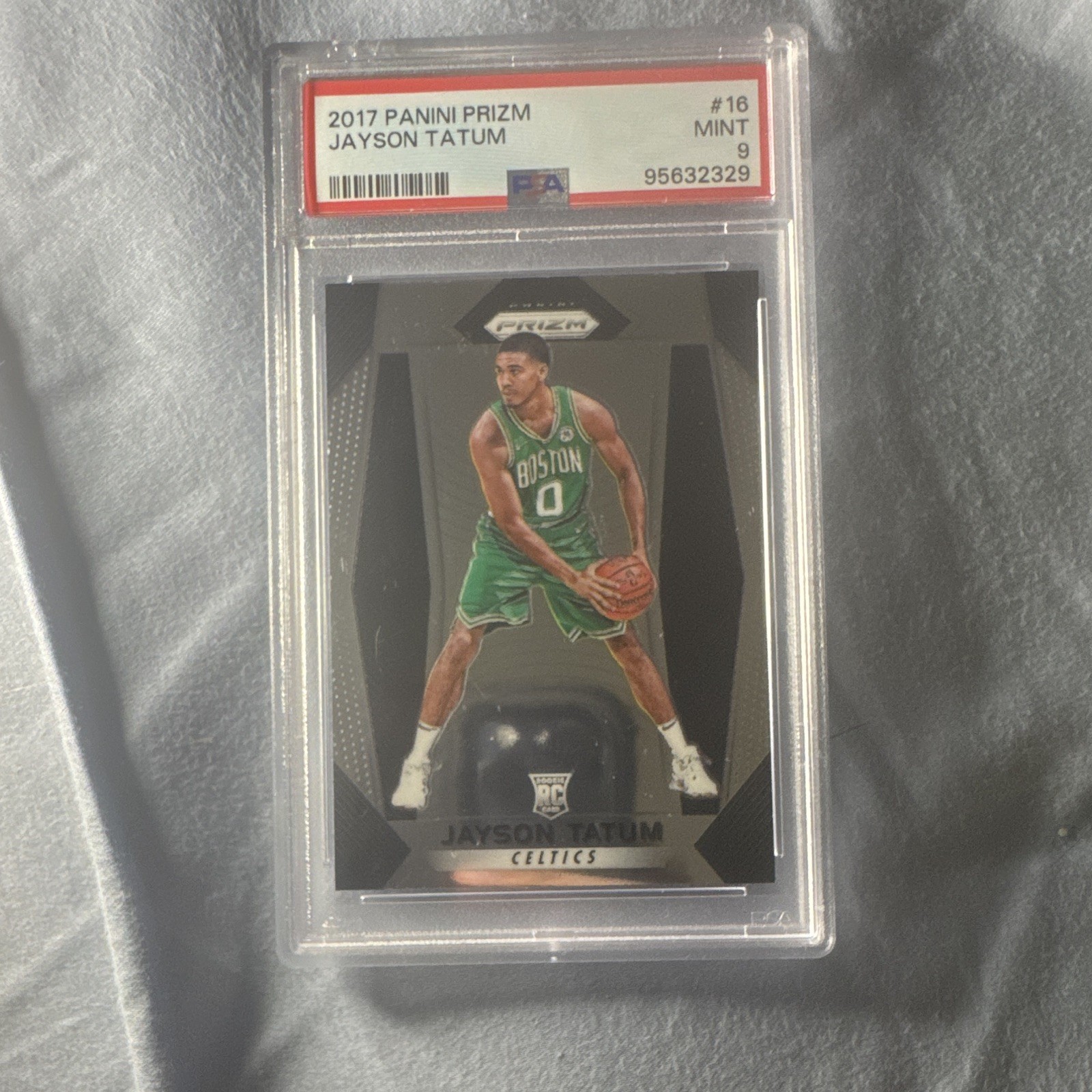Panini Prizm 2017-18 Jayson Tatum Rookie PSA 9 view 1
