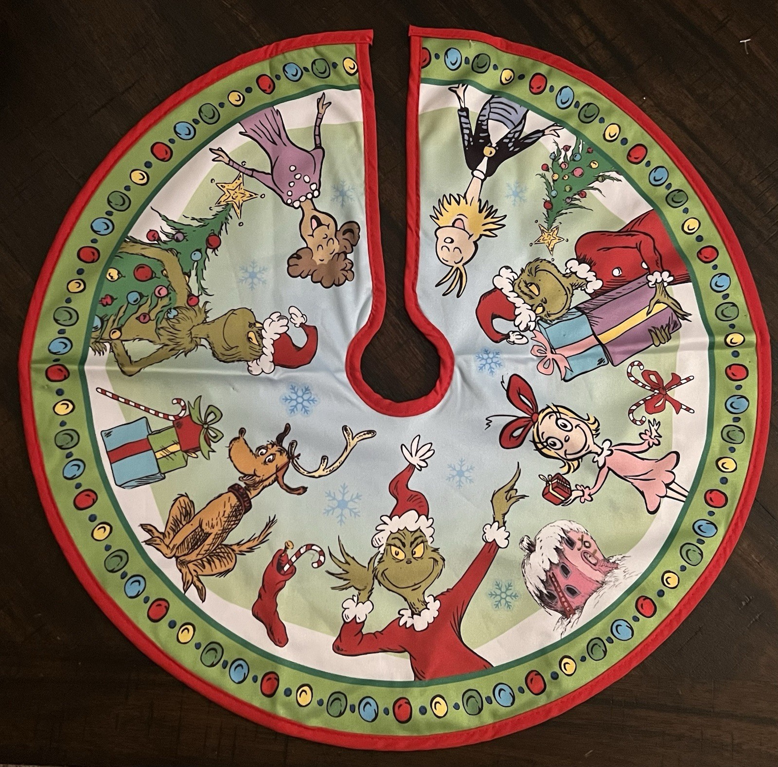 Dr Suess The Grinch Max Cindy Lou Who Whoville Small 18"in. Christmas Tree Skirt