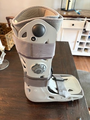 Aircast  Walking boot Tall size X-Large, Very Good Condition