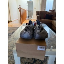 adidas Yeezy Foam Runner MX Granite Size 11 IE4931 OG Box