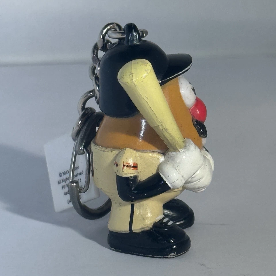 Mr. Potato Head Keychain San Francisco Giants MLB Hasbro 2013 2" Figure - Image 4 of 4