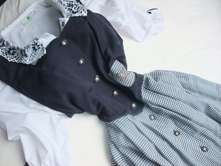 Wunderschönes Dirndl Trachtenkleid Balkonett Landhauskleid Kleid Dirndel Gr. 44