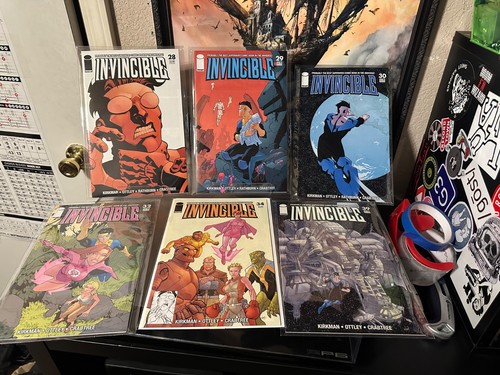 Invincible Comic Book Lot of 6 Invincible #28, #29, #30, #32,#34,#39 | eBay
