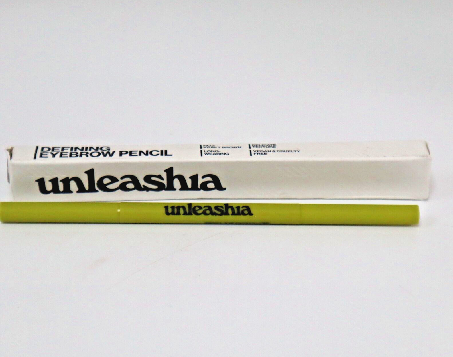 Fijador de cejas y lápiz definitorio Unleashia Shaper número 2 Kraft Marrón - NUEVO