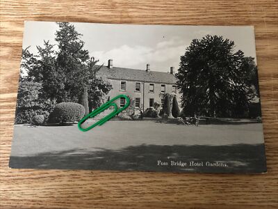 Foss Bridge Hotel Gardens Gloucestershire animierter Außenblick auf den Garten 1935 RP