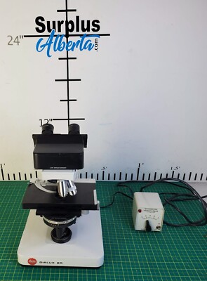 Leitz Dialux 20 Microscope W/ 3 Objectives