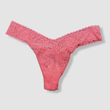 24 Hanky Panky Women's Pink Signature Floral Lace Thong Panty One Size