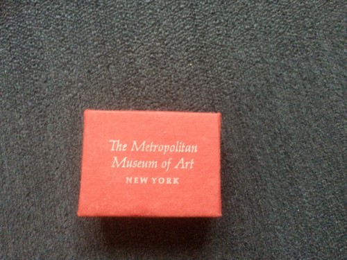 Metropolitan Museum of Art Miniature Replica of 15th Century Costa Rican Bell - Picture 2 of 7