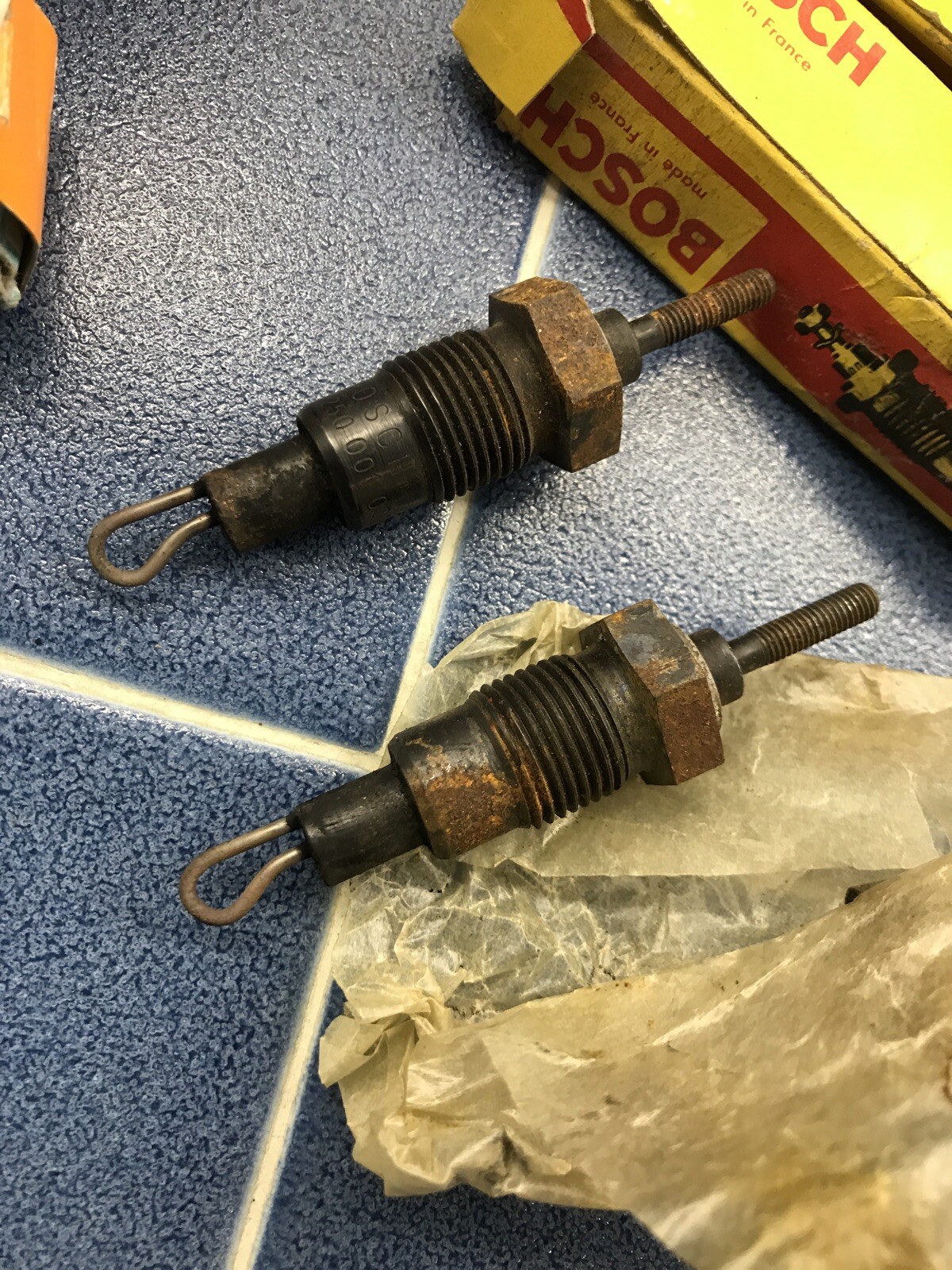 Mercedes 240D 300D Glow Plugs Thermostat FI Temp Switch MercedesBenz