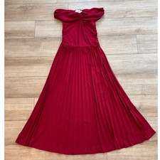 Hello Molly Burgundy Red Off Shoulder Pleated Maxi Dress Size 8 Twisted Bust