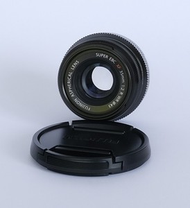 Fujifilm XF 35mm f2 R WR prime lens - mint condition - UK sale