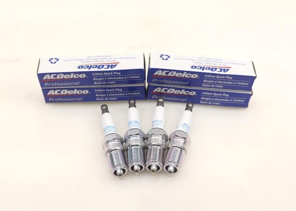 NEW ACDelco Iridium Spark Plugs Set of 4 41-101 Chevrolet 96-14 GMC 10-14