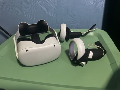 Meta Quest 2 VR