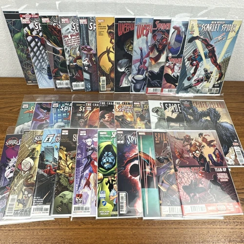 Lot of  32 Spider-Man Comic Books. Amazing, Family & More. Good Shape, All B&B.