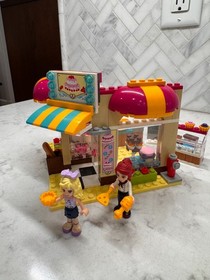 LEGO FRIENDS: Downtown Bakery (41006) - *RETIRED SET*