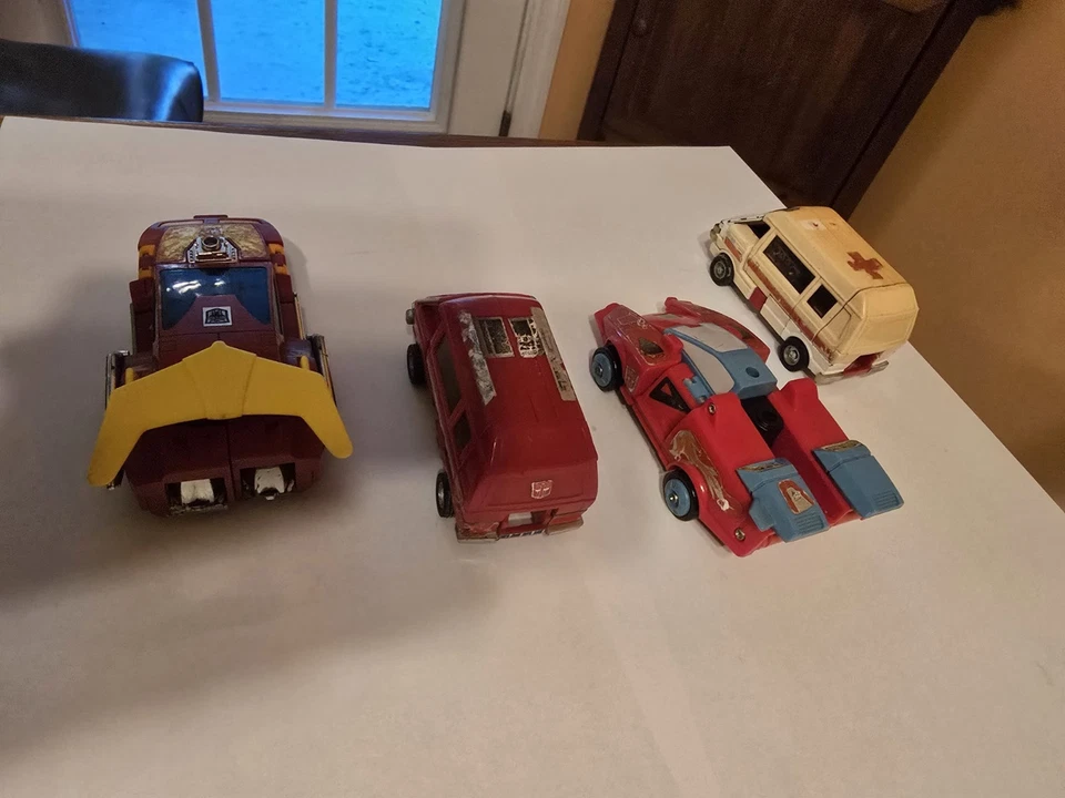 Transformers G1 Autobot Hot Rod Ironhide Ratchet Don'tKnow Who Is The Other Guy Foto 2 de 4