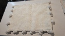 Pottery Barn Classic Pom Pom Bathmat 22" X 34" White