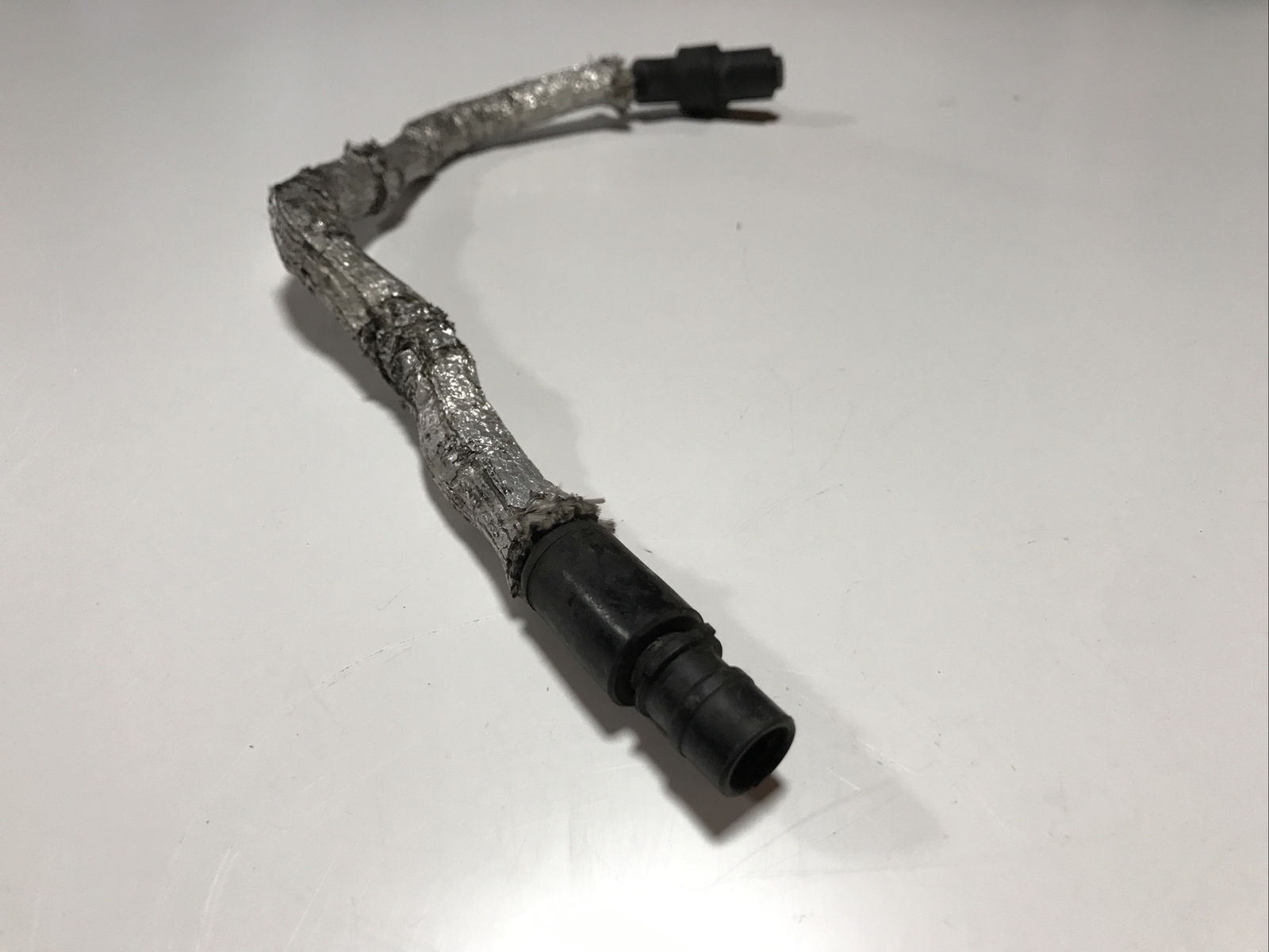 LAMBORGHINI MURCIELAGO LP640 WHEEL HUB SPEED SENSOR OEM 410927801