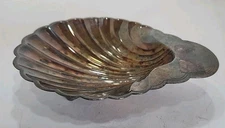 International Silver Company 394 Silverplated Shell Dish 6 x 5"