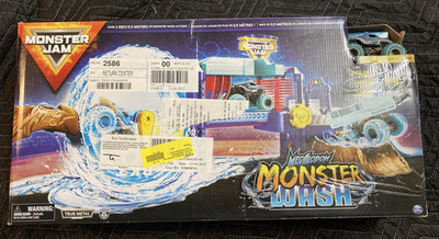 Megalodon Monster Wash, Includes Color-Changing Truck, Interactive Water Play