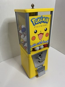 Pokemon 1" Capsule Vending Machine + Figurines Toy Display Refurbished