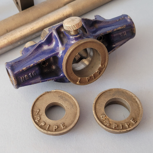 Craftsman solid 3-die pipe-threading set in original box R-5524 - Picture 4 of 8