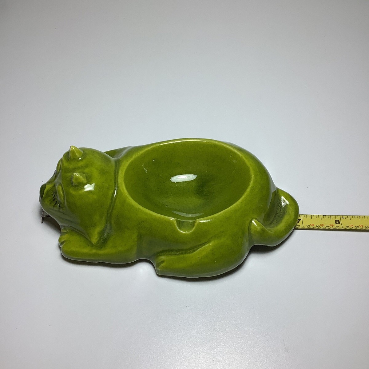 Vintage Green Sleeping Cat Ashtray USA RC 42 MC Olive Green