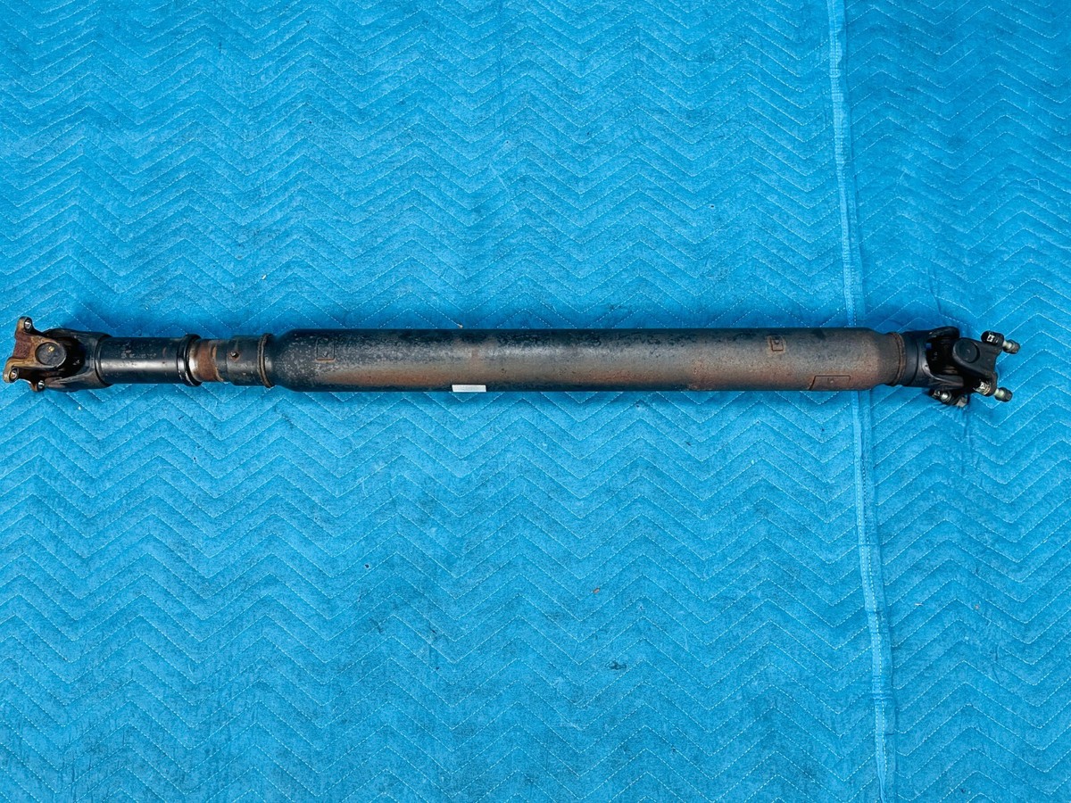 Lexus LX570 Land Cruiser Rear Drive Shaft Propeller 37110-60B00