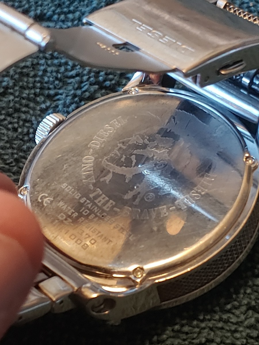 Diesel watch DZ-1370 with solid State Stainless Steal, water