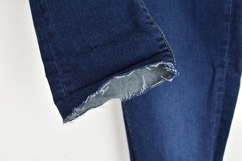 LEVI'S 721 Blue High Rise Skinny Jeans size 26 Womens Outdoors Outerwear AS - Picture 4 of 8