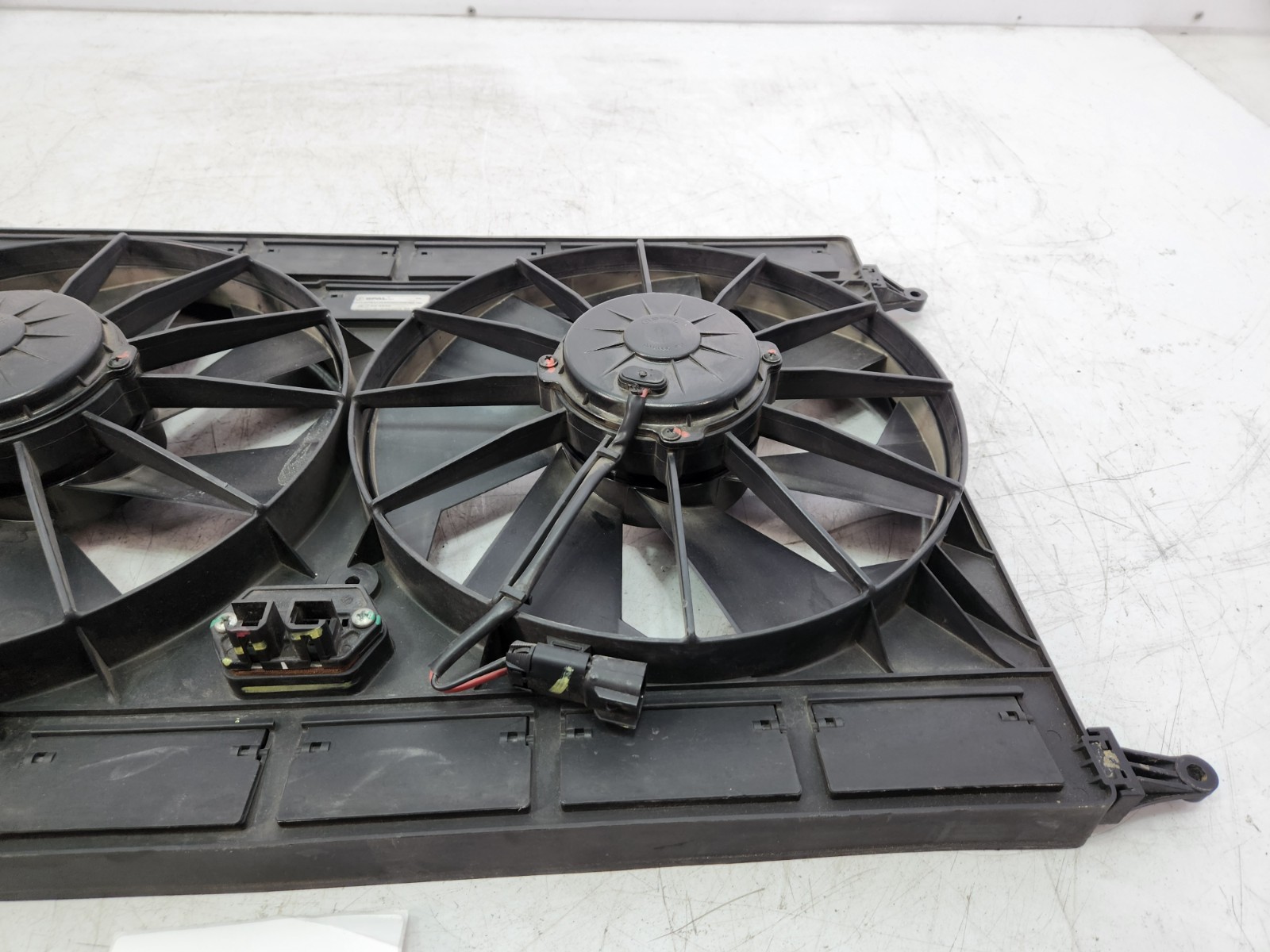 ✅ 04-10 OEM Maserati Quattroporte M139 Radiator Cooling Fan Motor 71k