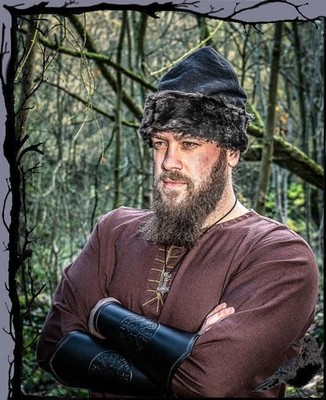 Mittelalter Hut - Wikingerkappe Ulf mit Kunstfell  Leonardo Carbone
