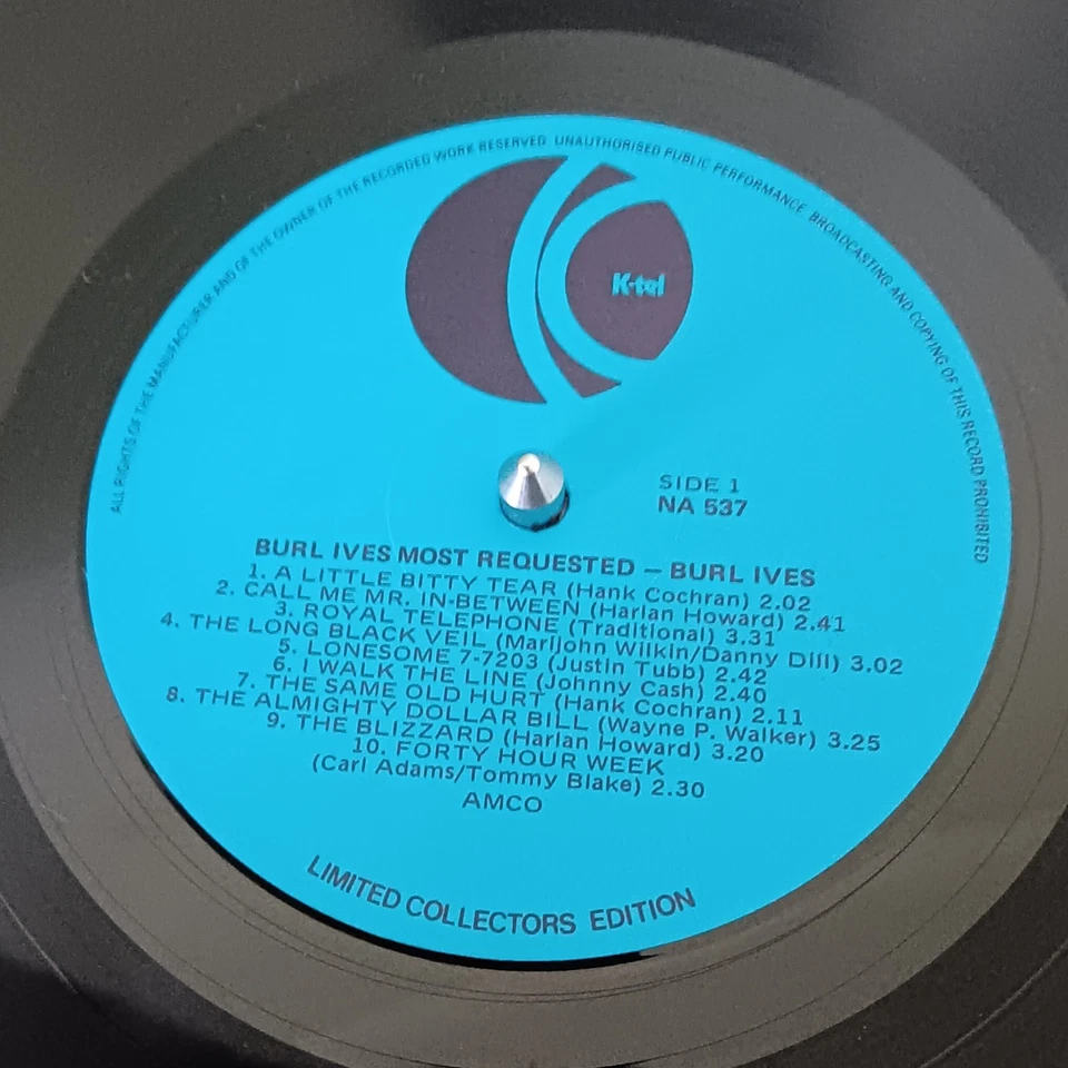 Burl Ives – Most Requested - LP record near mint, cover VG+ - Image 3 of 3