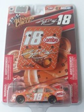 Kyle Busch Winners Circle 2009 Combos 18
