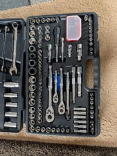 Halfords Advanced Socket & Ratchet Spanner Set