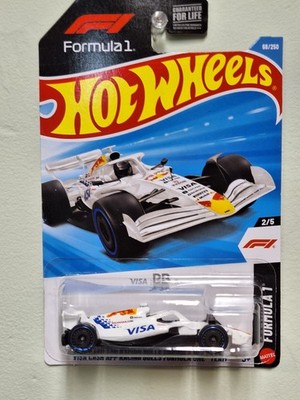 2026 HOT WHEELS VISA CASH APP RACING BULLS FORMULA ONE TEAM 2/5 FORMULA 1 68/250