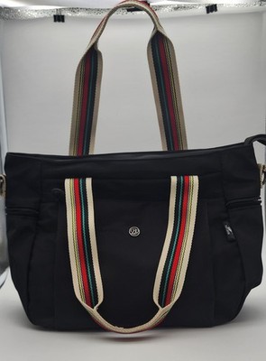 Bobo Woman's Black Nylon Shoulder Tote Bag Purse