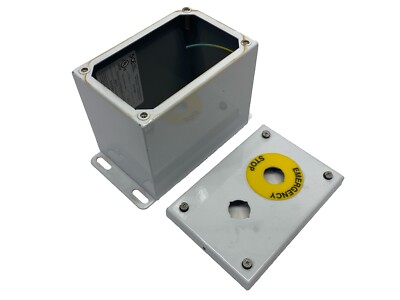 Saginaw Control SCE-2PBXI Pushbutton Enclosure  6 x 4 x 4.75''