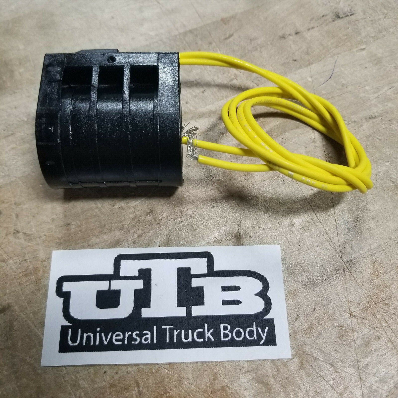 Maxon 260276 OEM 4Way Valve Solenoid Maxon Liftgate eBay