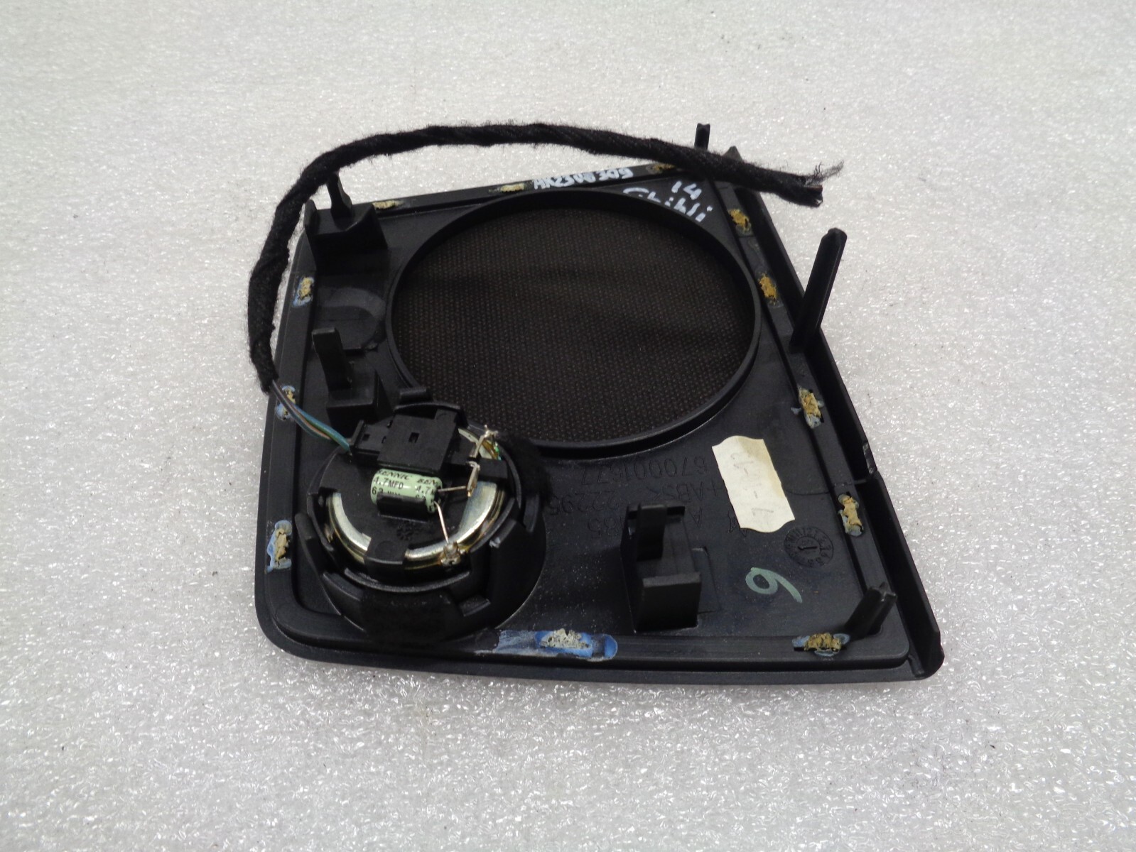 2014-2017 Maserati Ghibli Dash Center Tweeter Speaker Grille Cover OEM AK2308309