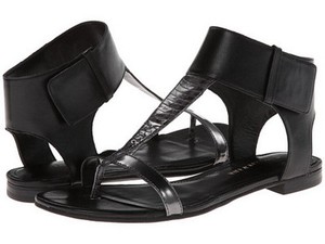 enzo angiolini flat sandals