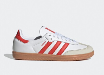 Unisex Adidas White and Red Sneakers 22417498_52440819_600.jpg main image 3