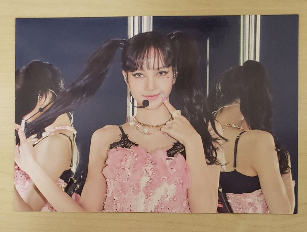 BLACKPINK THE SHOW DVD ジス トレカ ポストカード BLACKPINK Official Photocard / POSTCARD The Show Dvd Jisoo