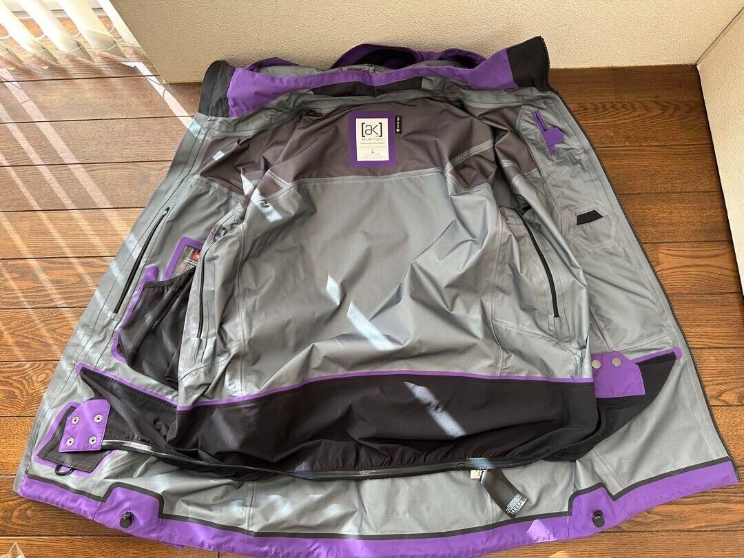 Burton AK457 GORE-TEX Pro Size L Men's Snowboard Jacket Burton AK457 GORE-TEX Pro Size L Men's Snowboard Jacket
