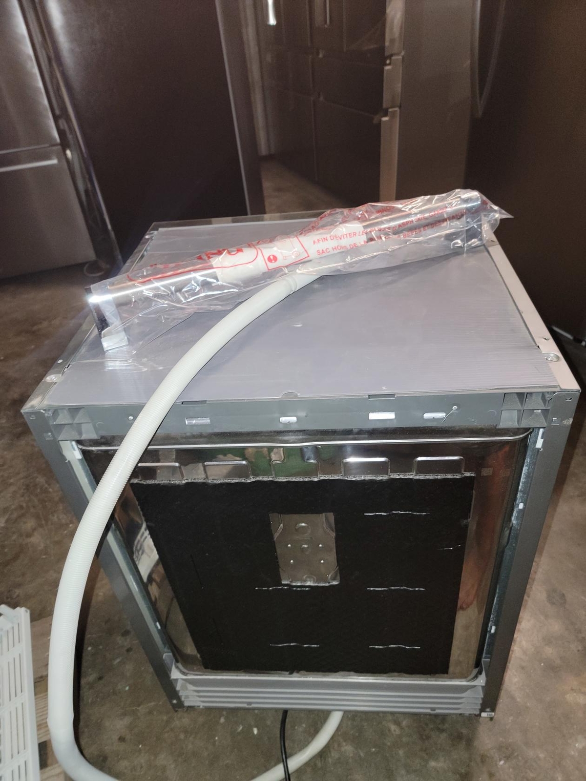 VIKING VDWU324SS 24" Dishwasher with 14 Place Setting Capacity 6 Wash