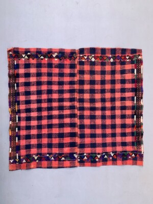 Mittelgroßer Vintage Türkischer Kelim Teppich 113x127 cm Wolle Kelim, Quadratisch