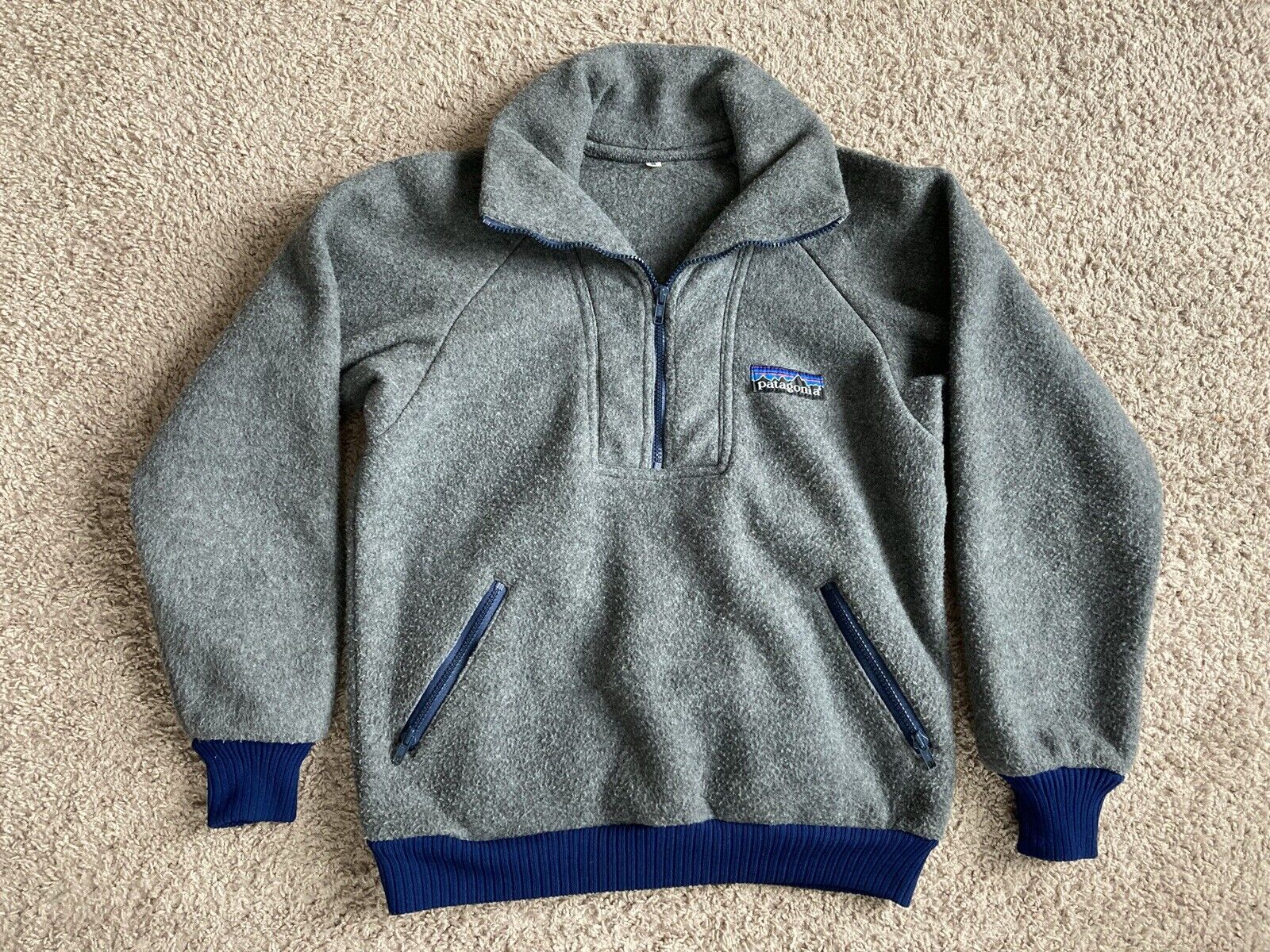 Vintage Patagonia Size S Gray 1/4 Zip Fleece 70s Pullover Jacket White Tag EUC
