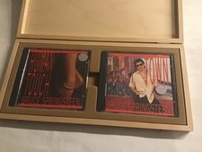 2 X CD BRUCE SPRINGSTEEN LIMITED EDITION HOLZ BOX NO. 546 FROM 1500 HUMAN TOUCH