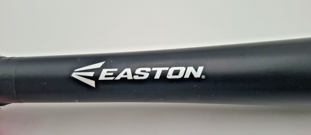 Batte De Softball Easton Rebel SP10 – 34/28 Oz – Canon 2 1/4 – 98 Mph – Quasi Neuf