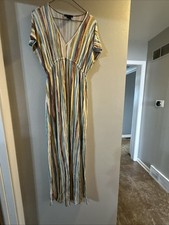 Women’s Striped V-Neck Flowing Dress Size Medium A072
